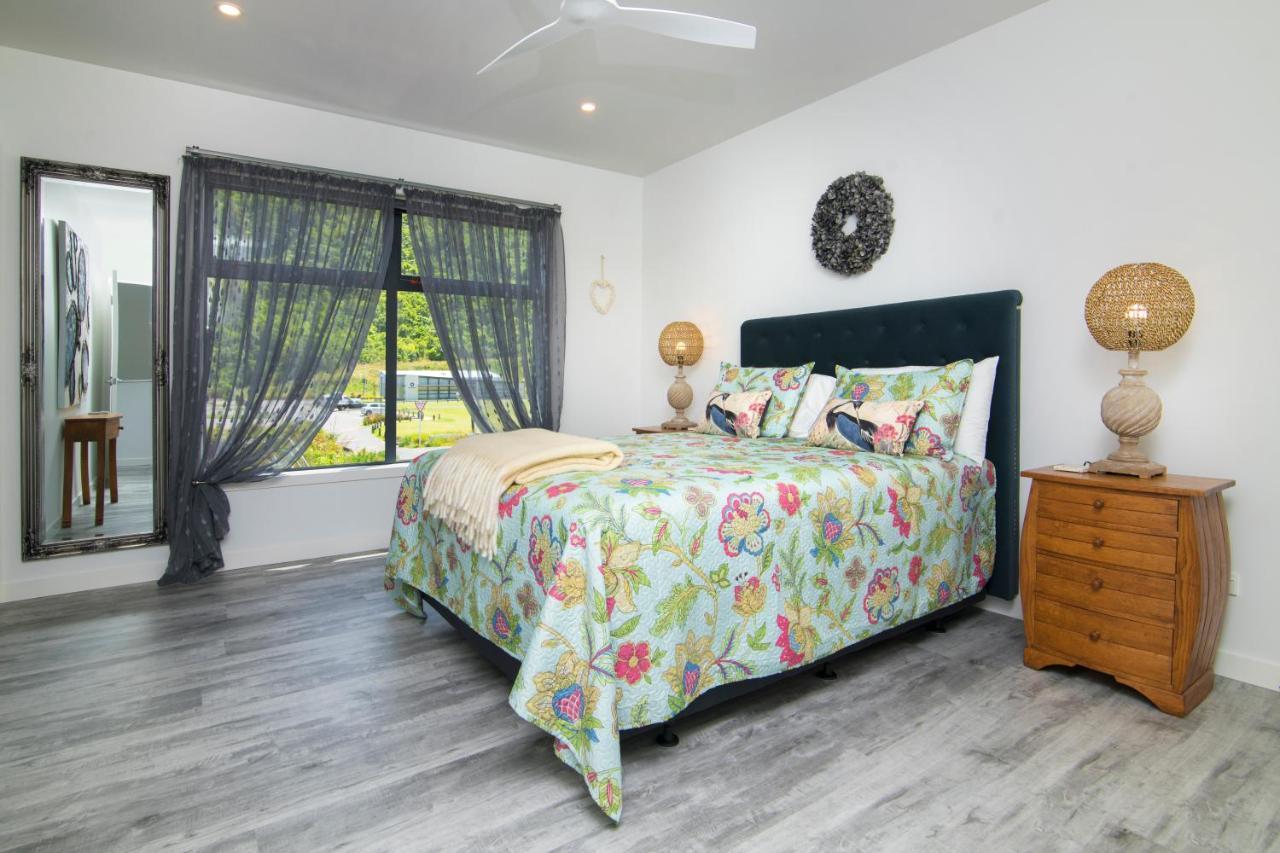 Boathouse Apartments Picton Buitenkant foto