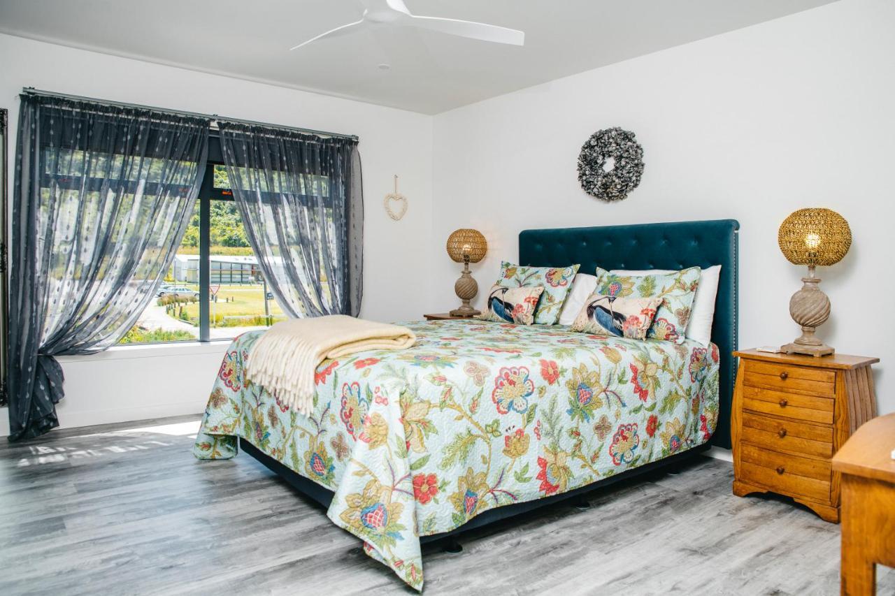 Boathouse Apartments Picton Buitenkant foto